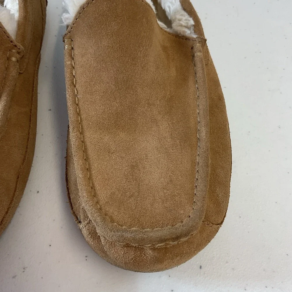 UGG Men's Chestnut Suede Ascot Slippers Size 12 Shearling Cabin Cozy Lounge